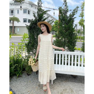 Đầm sát nách lông đuôi xoè