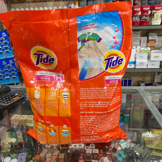 Bột giặt Tide trắng đột phá hương downy 2.25kg
