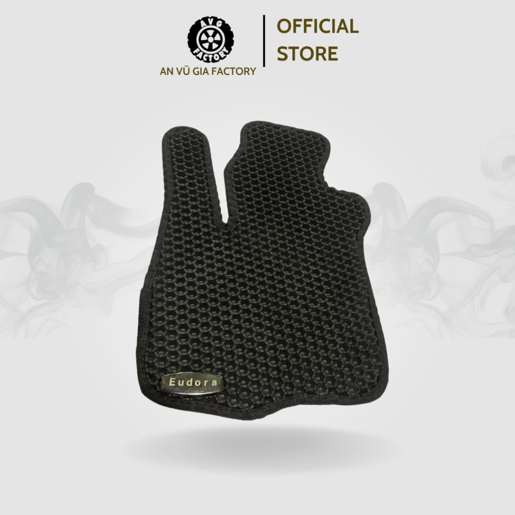 Thảm trải sàn ô tô Eudora CloudFoam màu đen hãng VinFast