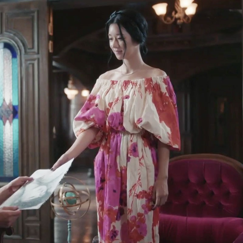 Meiyin__Đầm dài trễ vai hoa Seo Ye Ji phim Điên thì có sao