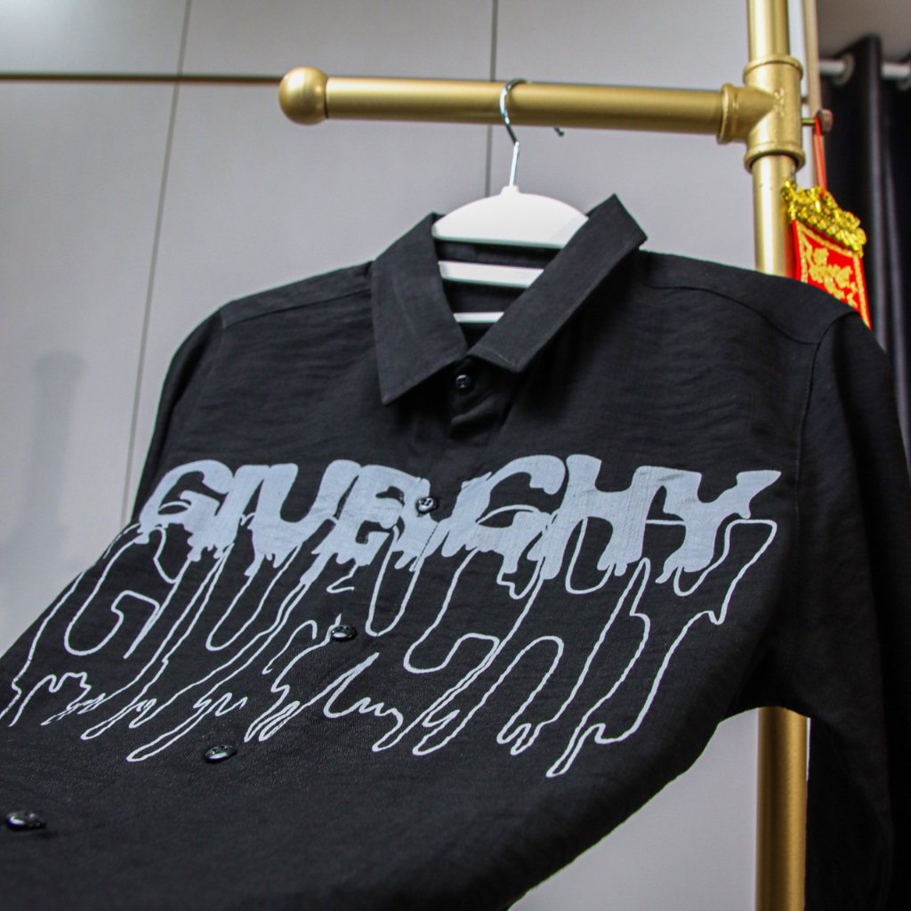 Áo sơ mi tay dài nam nữ chất vải đũi cao cấp co dãn nhẹ phối ba màu in chữ YUKI OUTFIT | BigBuy360 - bigbuy360.vn