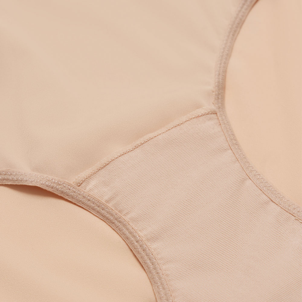 Combo 3 quần lót nữ Corèle lưng vừa, viền mảnh chất thun lạnh, chuẩn an toàn quốc tế OEKO-TEX từ Corèle V Pháp - 02156A