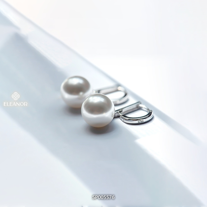 Bông tai nữ chuôi bạc 925 Eleanor Accessories đính ngọc trai nhân tạo hình chữ D phụ kiện trang sức 5576