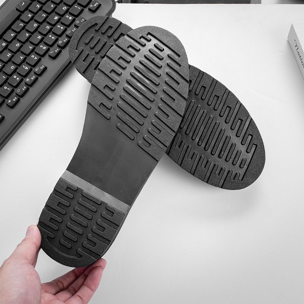 Giày Lười Nam AROTI Form Loafer Chất Da Đẹp Cao Cấp,Đế Khâu giúp tăng 3 cm Dáng Mọi Lịch Lãm Màu Đen - Đủ size  G608-Đen