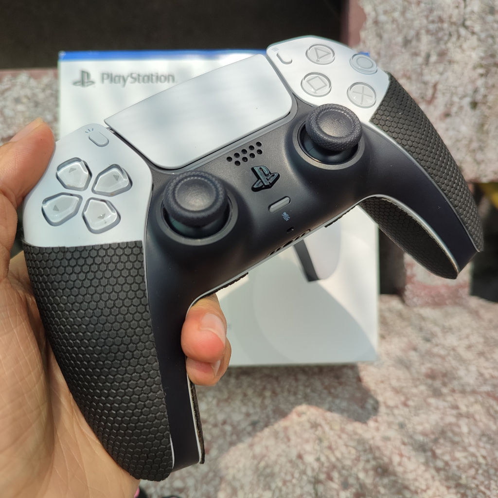 Tay cầm chơi game PS5 Dualsense Like new Fullbox