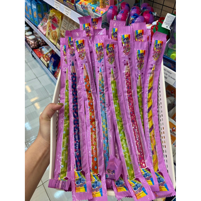 Kẹo bút chì dâu/ phúc bồn tử cầu vồng Thái