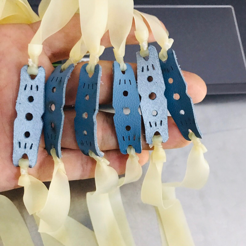 Dây 0.65mm da 3 lỗ số lượng có hạn dài 17cm