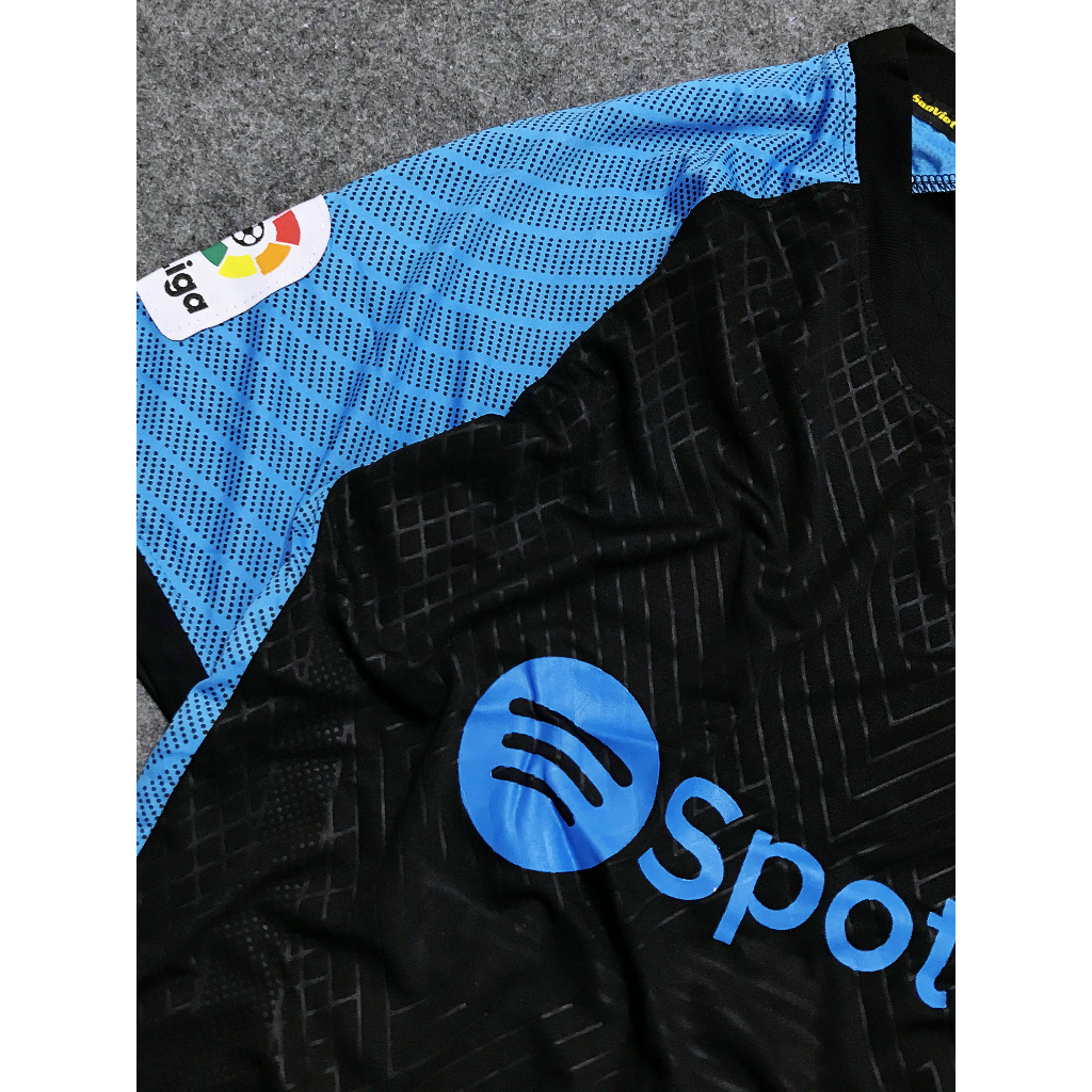 Đồ Bóng Đá BARCELONA đen tay xanh bản Fan Editions 2023