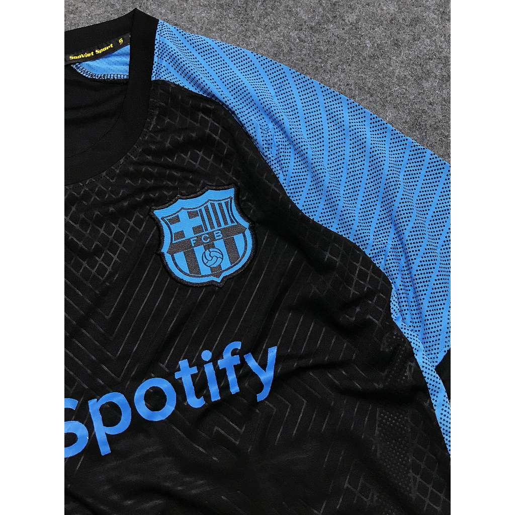 Đồ Bóng Đá BARCELONA đen tay xanh bản Fan Editions 2023