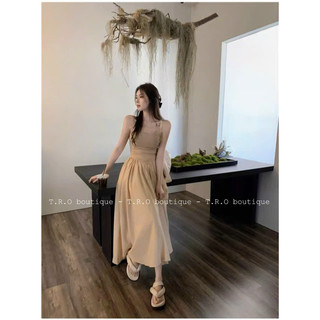 Đầm 2 dây phối chân xoè dài