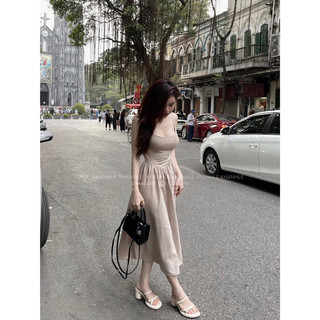 Đầm 2 dây phối chân xoè dài
