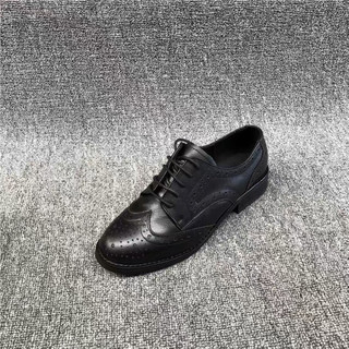 Giày oxford