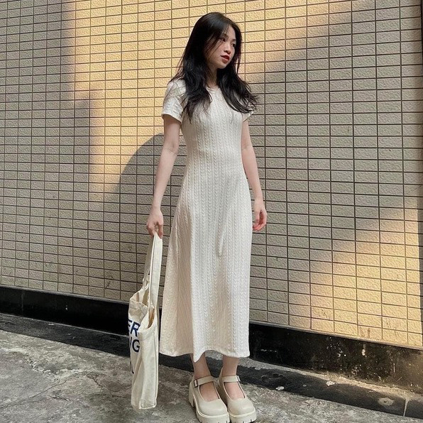 Váy đầm nữ thun cổ tròn dáng dài freesize phom rộng co giãn mặc hè đi chơi dạo phố hàn quốc basic Ylydress C1537