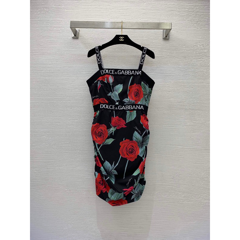 Đầm hai dây tôn dáng xinh, váy hoa thời trang cao cấp Dolce&Gabbana 2023