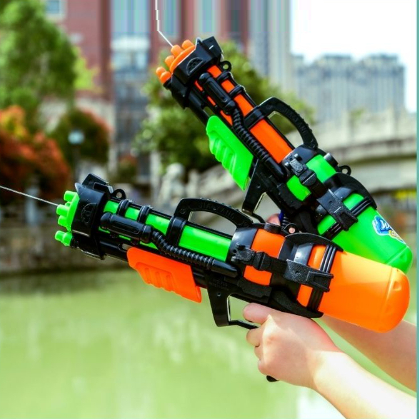 Súng bắn nước đồ chơi 600ml  - Đồ chơi súng nước áp lực, bắn xa , đồ chơi hồ bơi, đi biển