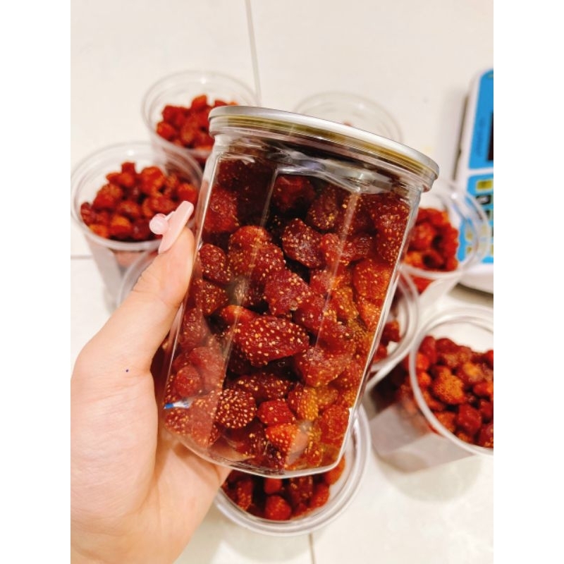 Dâu Tây sấy dẻo