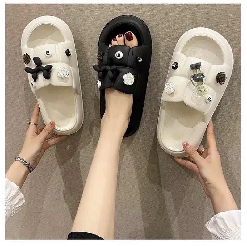 Dép bánh mì họa tiết stiker sịn sò  êm chân