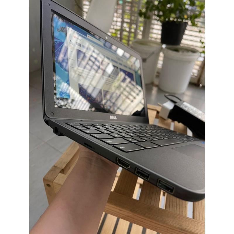 Laptop cũ giá rẻ dưới 2 triệu chạy HĐH Android dùng học online