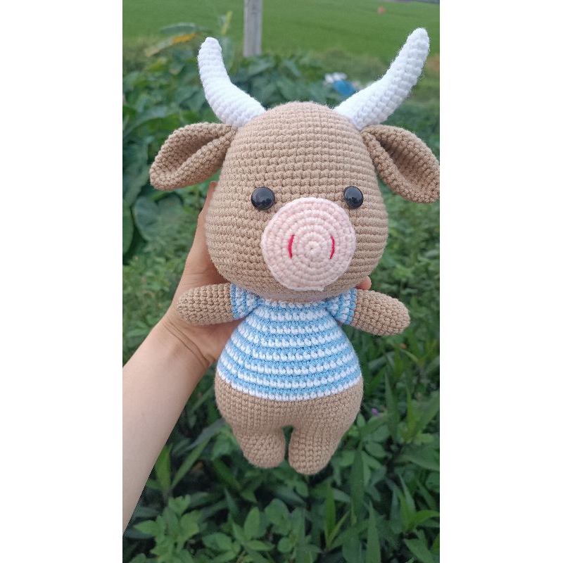 Thú nhồi bông hình con trâu bằng len (handmade)