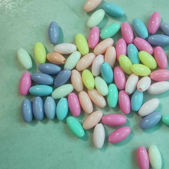 gói 10-50gam hạt nhựa lu thống màu pastel size 8x15mm