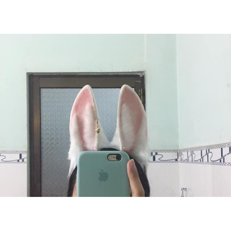 Tai thỏ cosplay