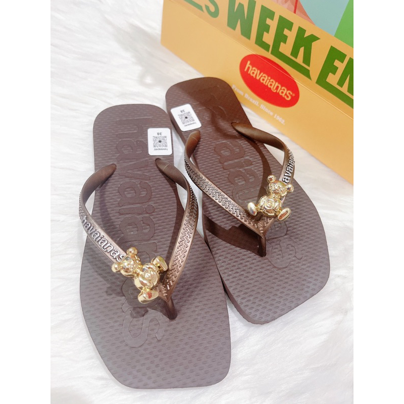 Dép Nữ Havai Cao Su Charm Gấu