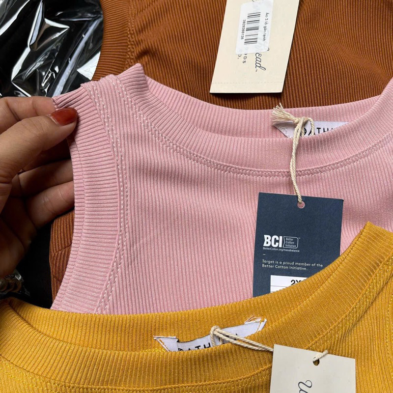 Áo Thun 3 Lỗ Croptop Sát Nách Nhíp Bo Ngực Viền