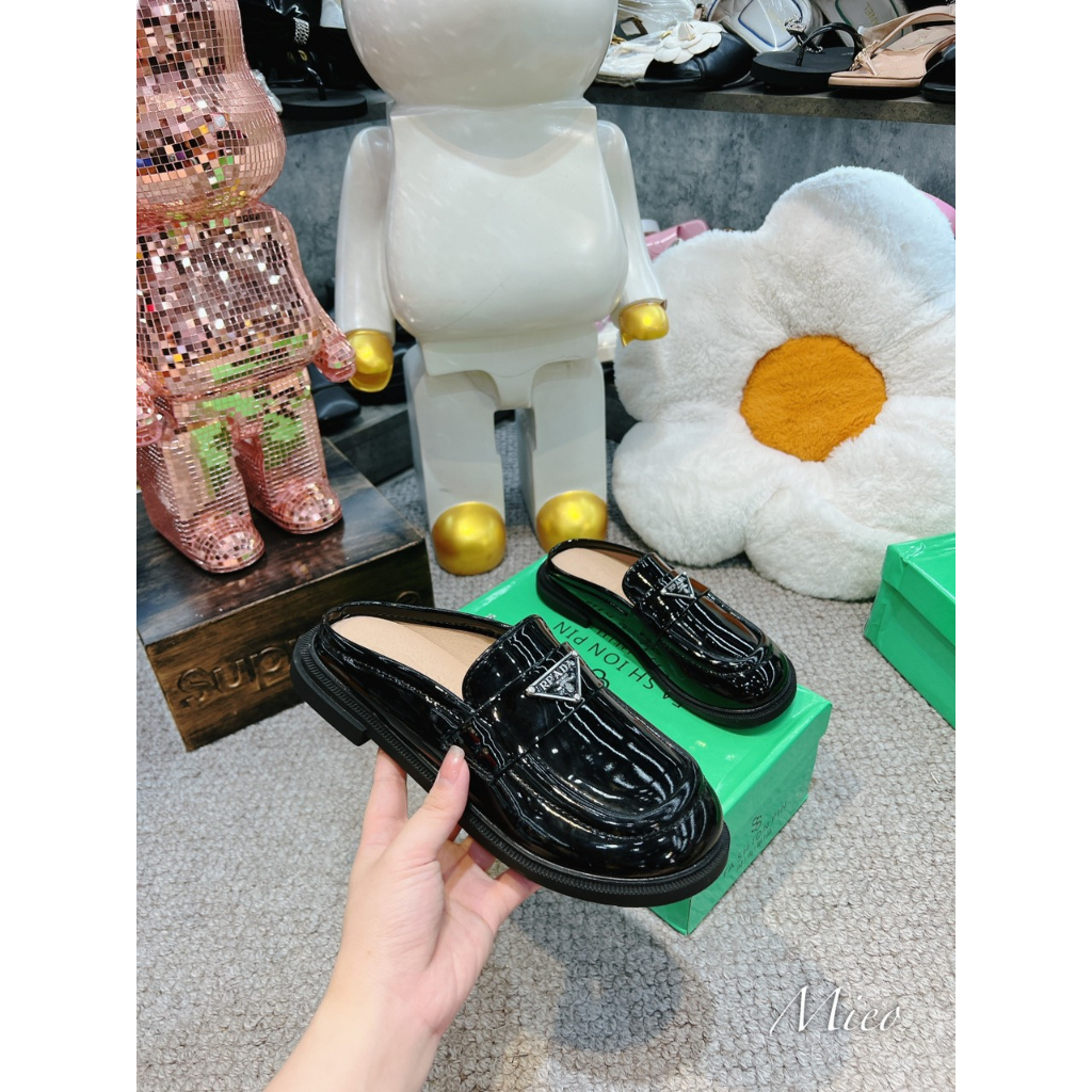 SỤC PRADA DA BÓNG MỀM QCCC
