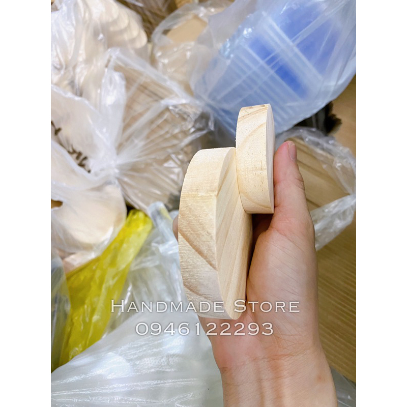 Đế gỗ trưng bày sản phẩm