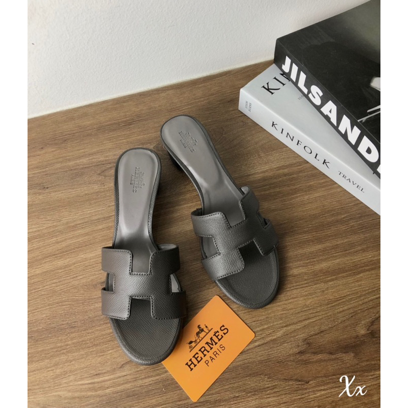 Guốc & Dép HM Ghi Đen Màu Mới Full Size 35-39  -  By Anh Dinh Phuong