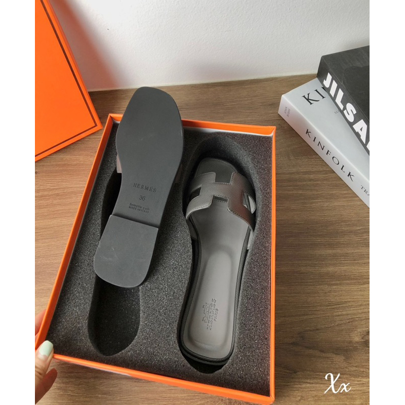 Guốc & Dép HM Ghi Đen Màu Mới Full Size 35-39  -  By Anh Dinh Phuong