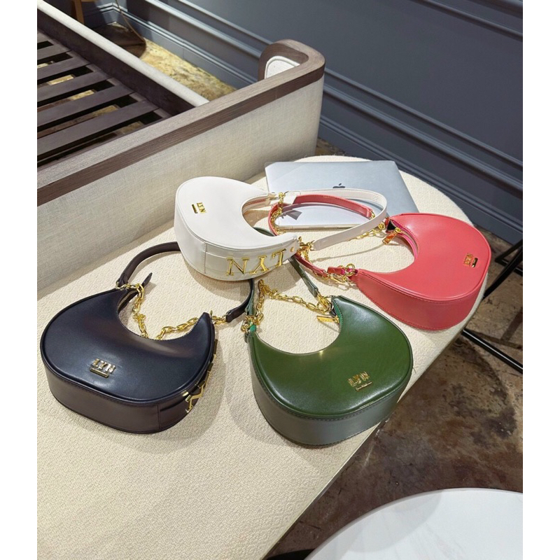 Túi kẹp nách L.Y.N chữ nổi