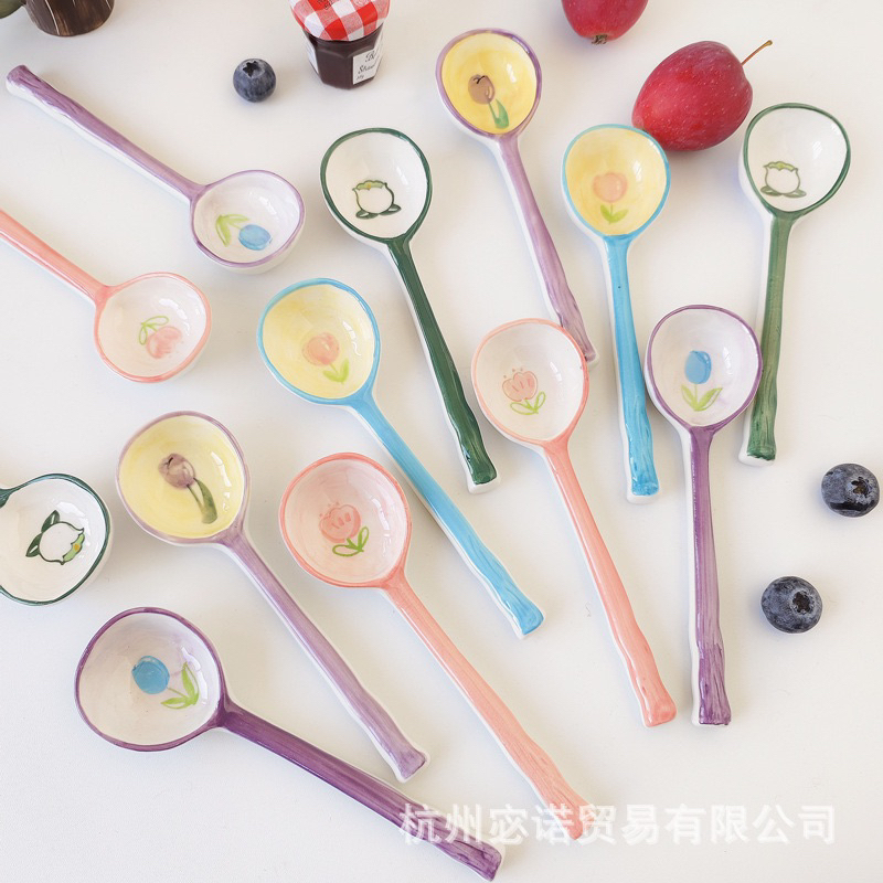 Thìa sứ, thìa gốm sứ hoạ tiết hoa tuylips
