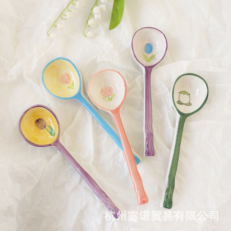 Thìa sứ, thìa gốm sứ hoạ tiết hoa tuylips