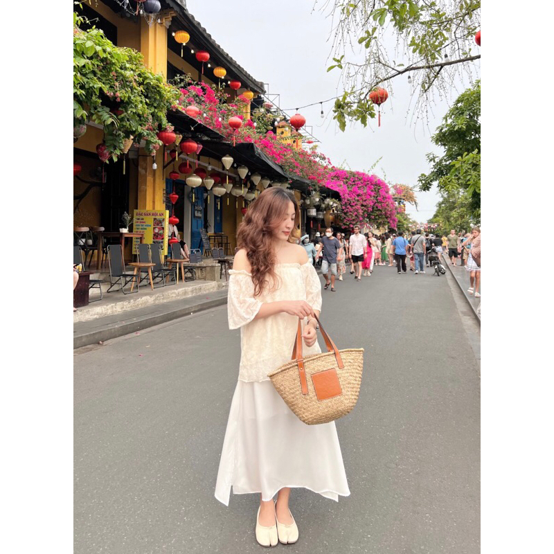 Áo trễ vai tơ hoa Cara Top Ma Vie