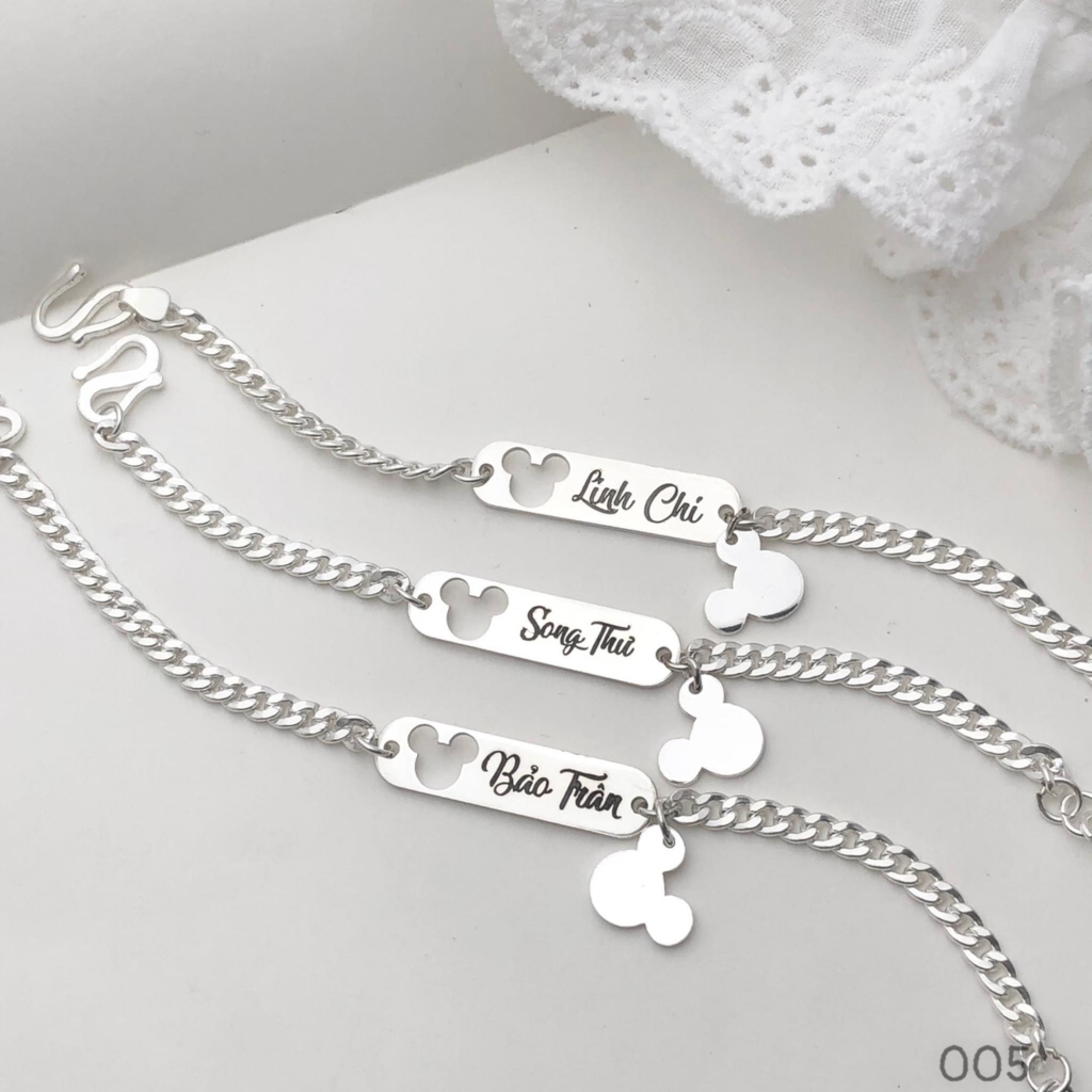 Lắc tay bạc cho bé TLEE, vòng tay thiết kế theo yêu cầu tên chữ kèm chibi đáng yêu TleeJewelry LT0127