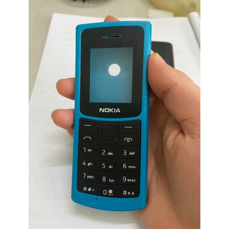 Bộ vỏ nokia 110 4G đời mới nhất có hai màu