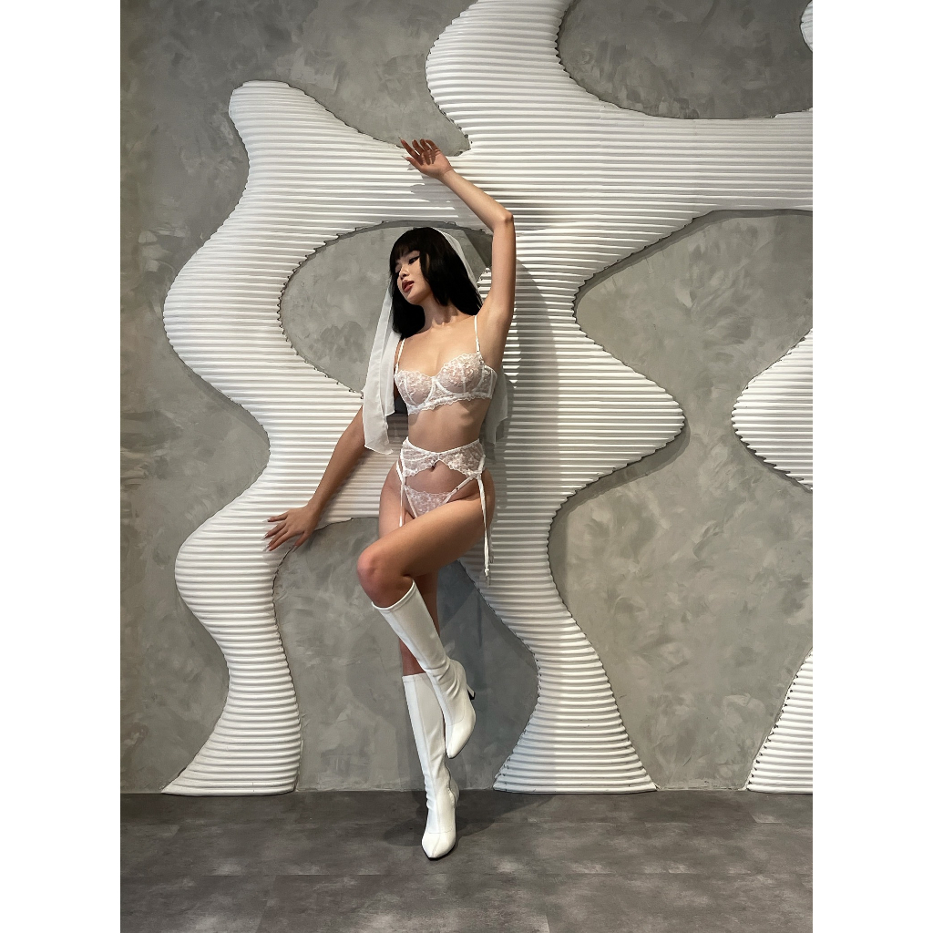 Vivian bra | Bộ Đồ Lót Ren Thêu Hoa Nữ Màu Áo Ngực Ren Có Gọng Không Mút Hàng Thiết Kế La Perbra