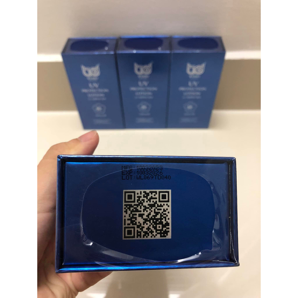 - Kem Chống Nắng Cao Cấp UV PROTECTION LOTION