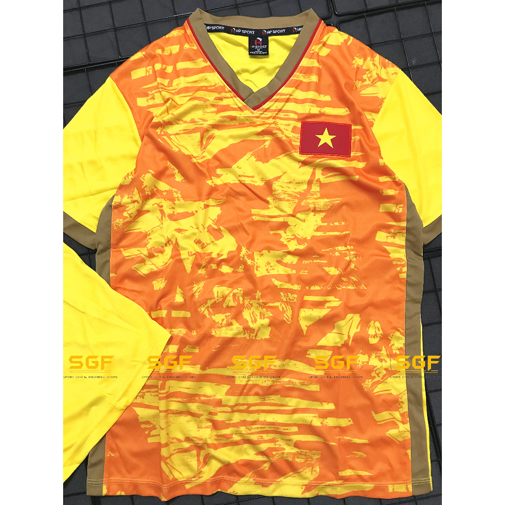 Đồ Bóng Đá TUYỂN VIỆT NAM vàng mẫu tập 2023