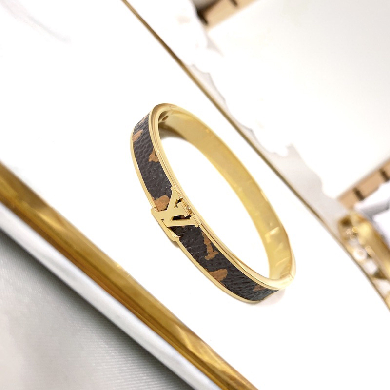 Vòng Tay Titan Hãng Cao Cấp