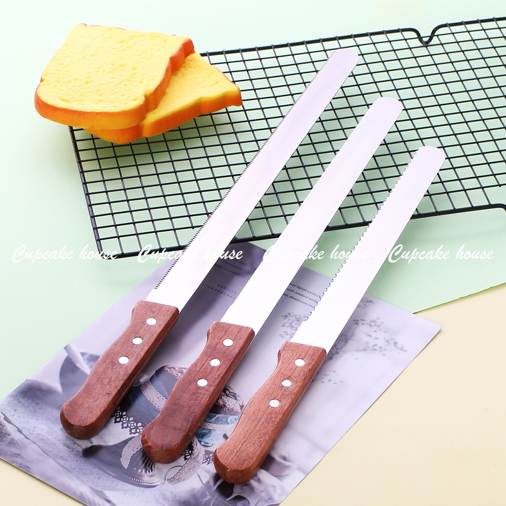 Dao cắt bánh mì