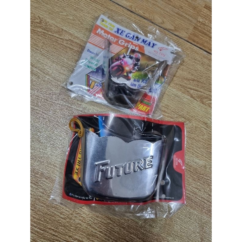 Ốp bịt đầu và bịt đuôi inox xe Future 1