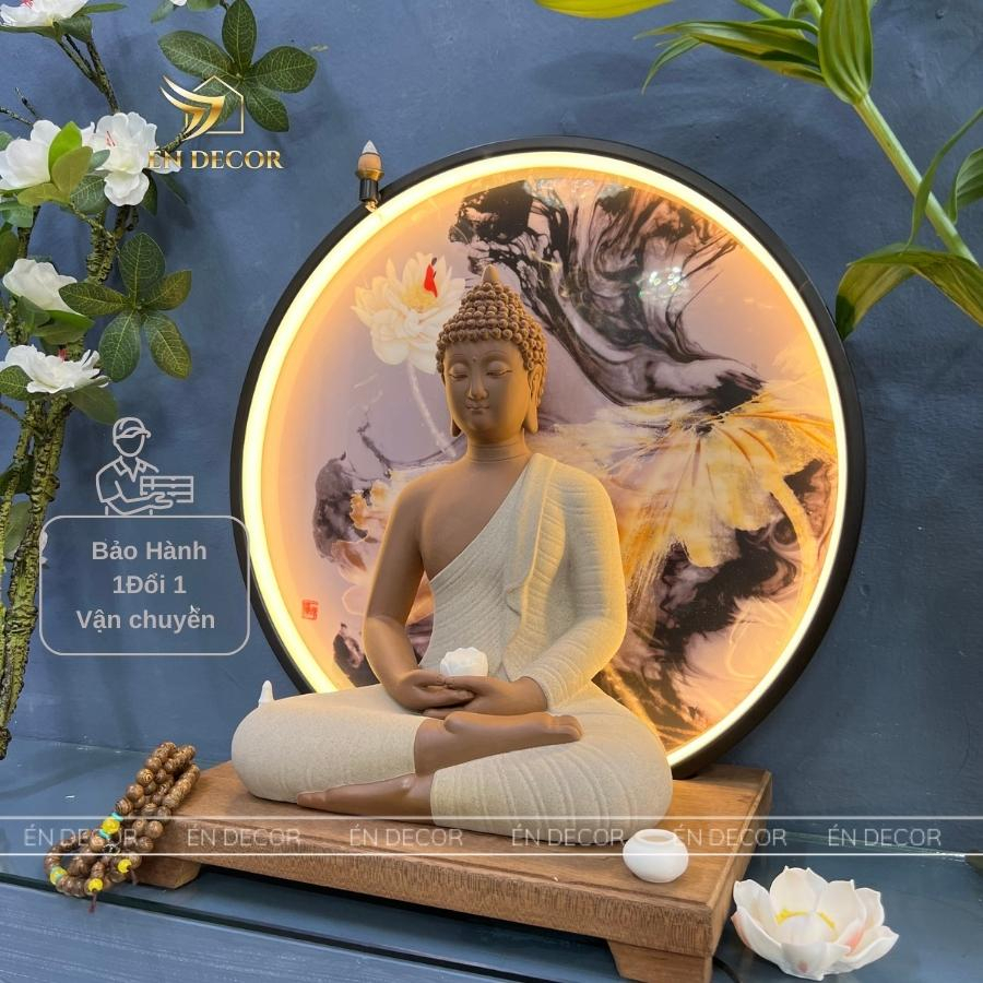 Tượng Phật Thích Ca Màu Xám Nâu ÉN DECOR chất liệu gốm tử sa kèm tranh kệ led trang trí phong thuỷ an nhiên