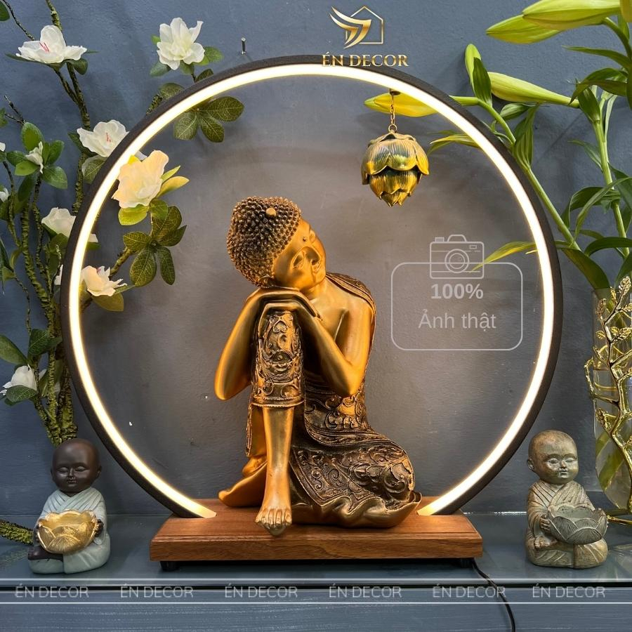 Tượng Phật A Di Đà an nhiên ÉN DECOR kèm chú tiểu bê nến và kệ led tròn trang trí nhà cửa phong thuỷ