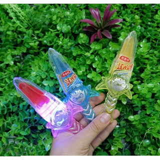 kẹo đồ chơi kiếm siêu nhân có đèn vị trái cây