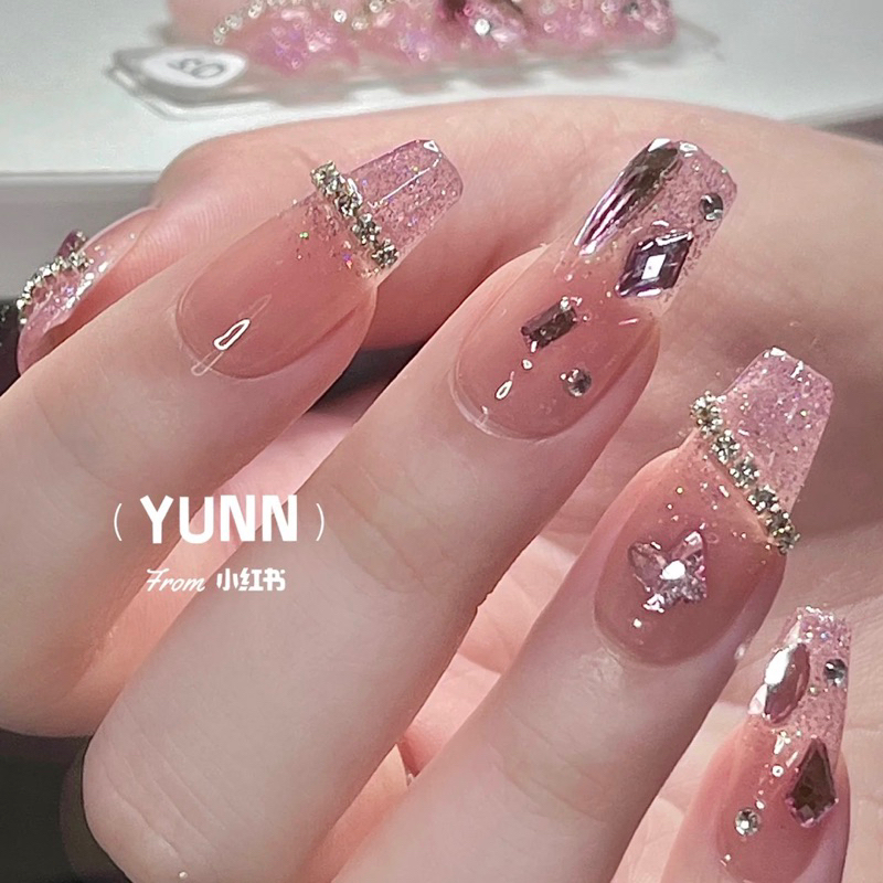 Móng úp thiết kế nhũ flash hồng nb150 đính đá cô dâu kỷ yếu julynails.vn