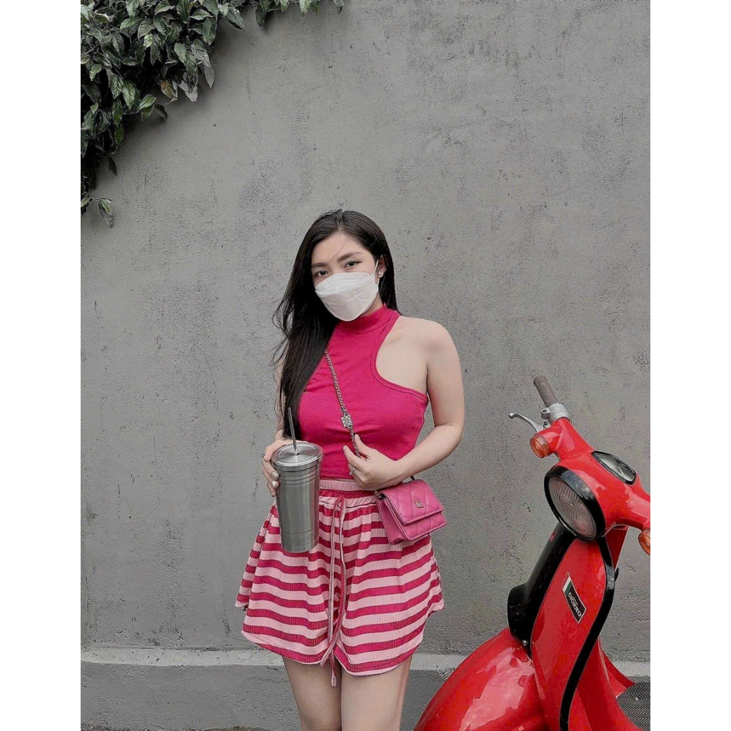 [5.5 Sales Freeship] Set áo thun sát nách khoét ngực croptop mix quần đùi xòe kẻ sọc,set bộ thun đùi nhiều màu sexy th