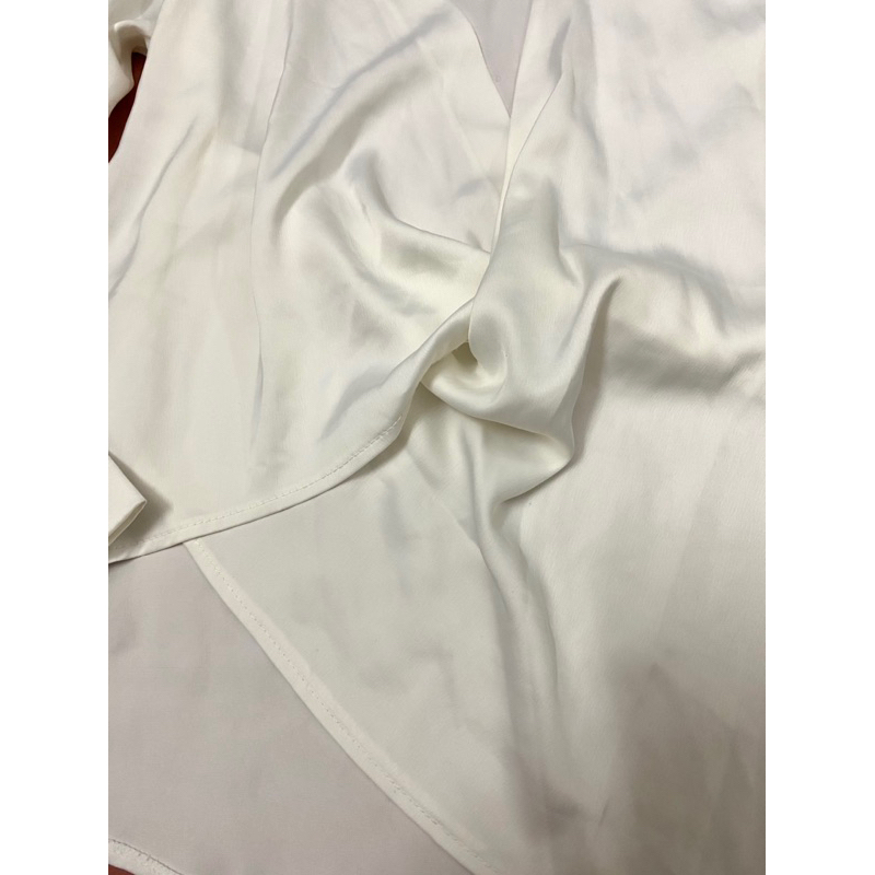 Áo sơ mi trắng