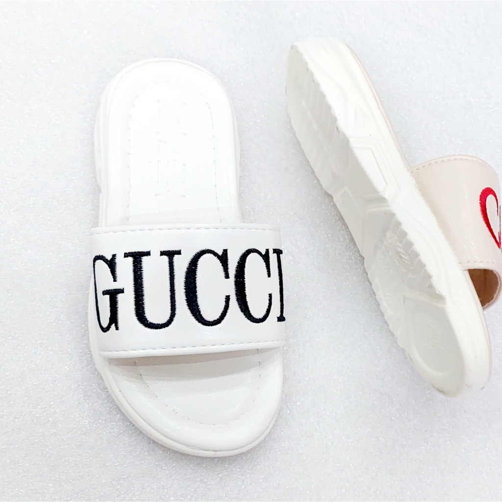 Dép lê cho bé,dép quai ngang thêu chữ êm mềm chống trơn trượt cho bé đi chơi đi học,G1